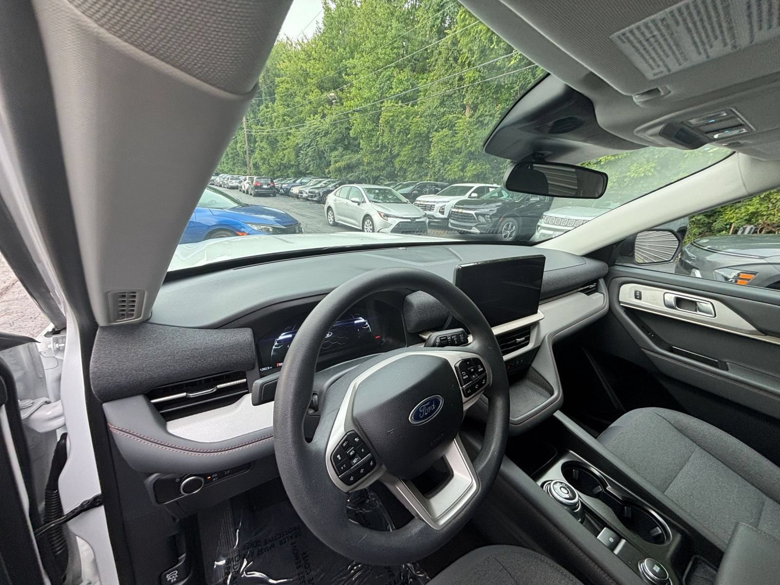 Thumbnail: 2026 Ford Explorer - 25