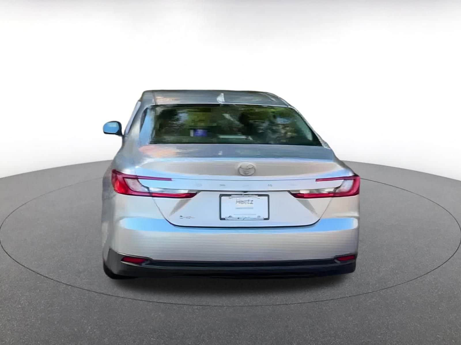 Thumbnail: 2025 Toyota Camry - 15