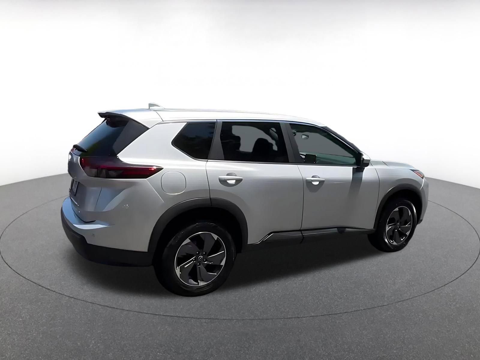 Thumbnail: 2025 Nissan Rogue - 15