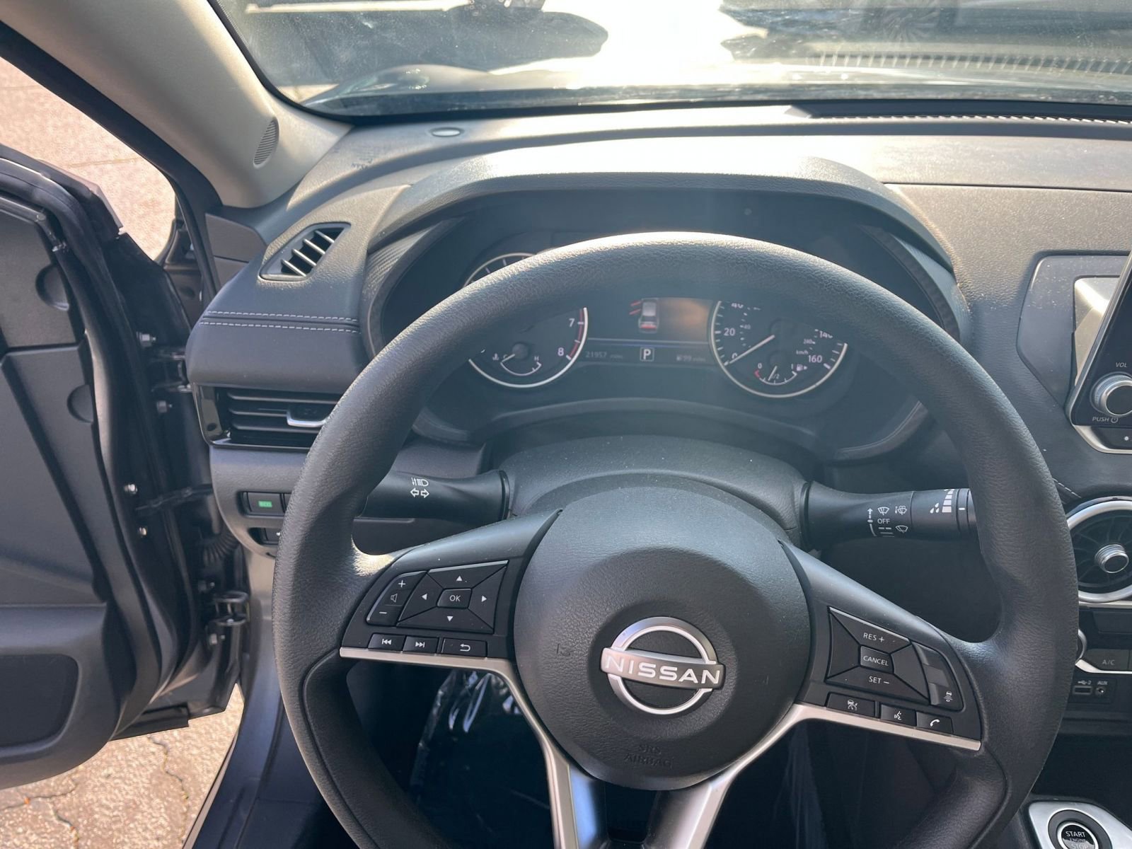 Thumbnail: 2025 Nissan Sentra - 31