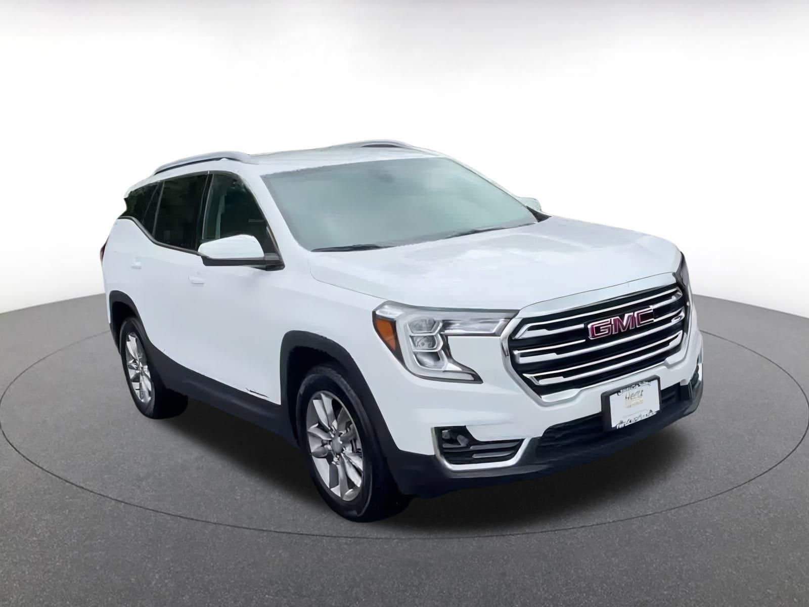 Thumbnail: 2024 GMC Terrain - 3