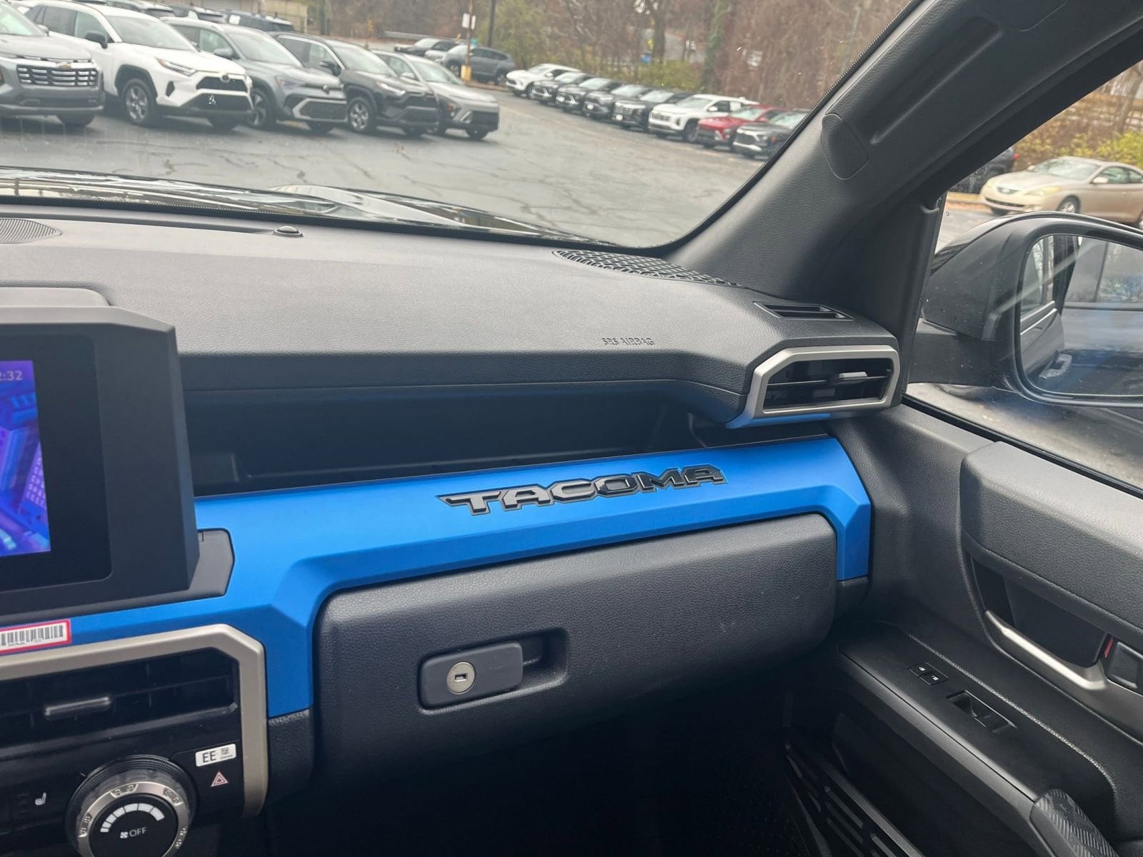 Thumbnail: 2025 Toyota Tacoma - 29