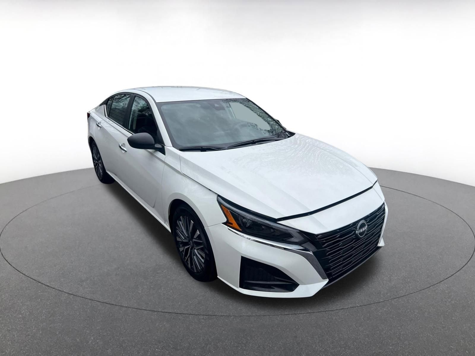 Thumbnail: 2025 Nissan Altima - 1