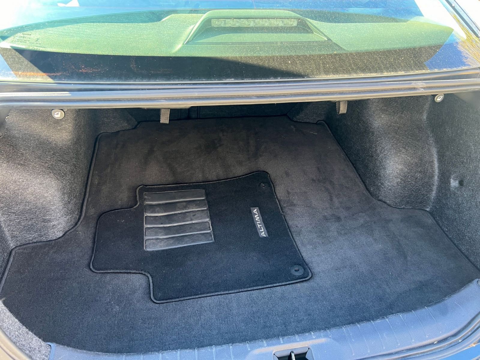 Thumbnail: 2025 Nissan Altima - 24