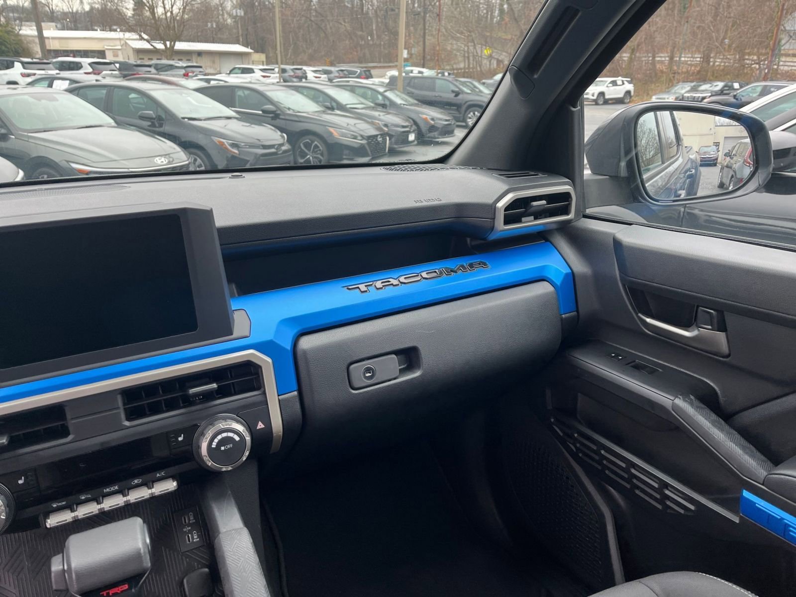 Thumbnail: 2025 Toyota Tacoma - 30