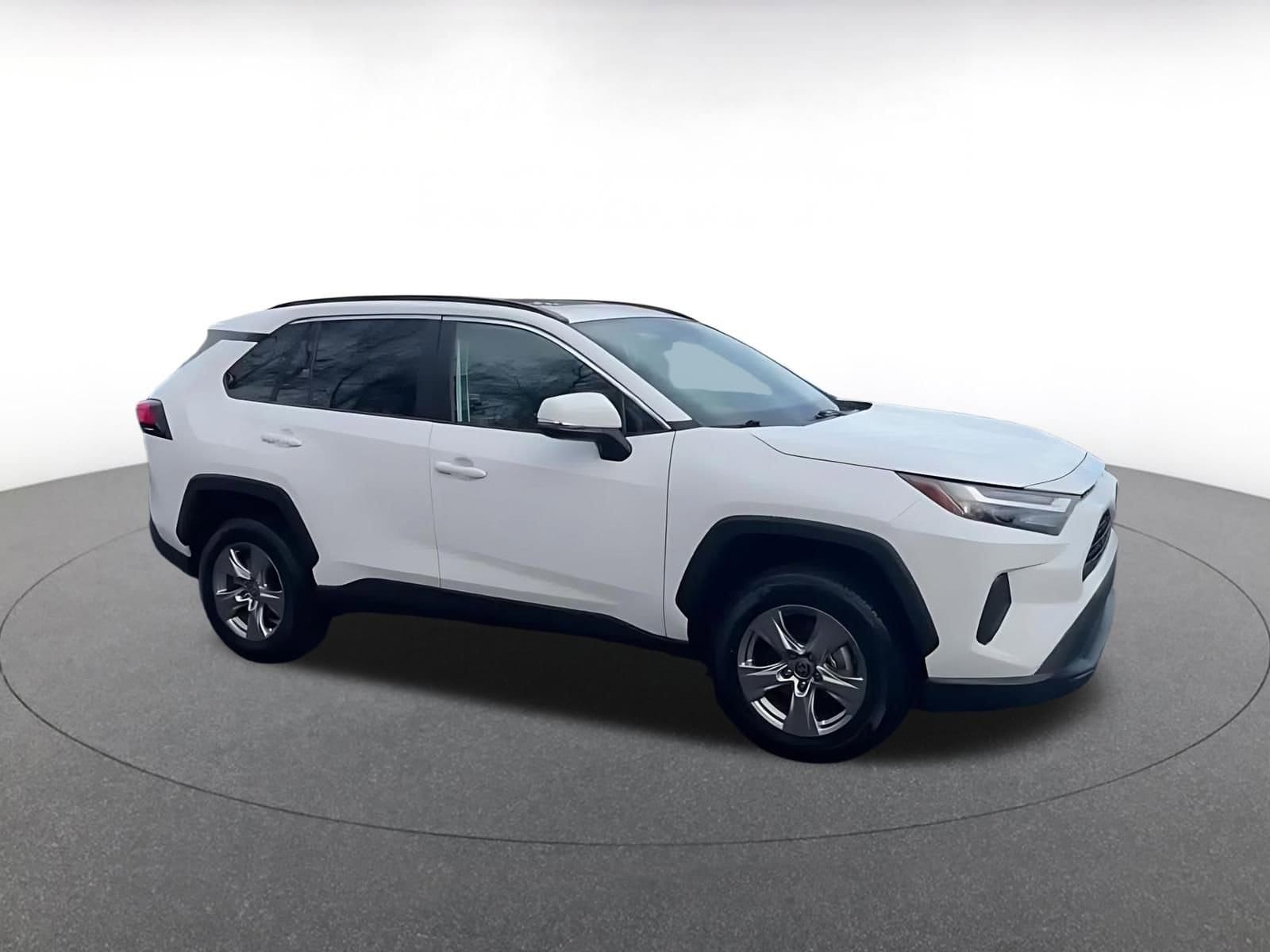 Thumbnail: 2025 Toyota RAV4 - 2