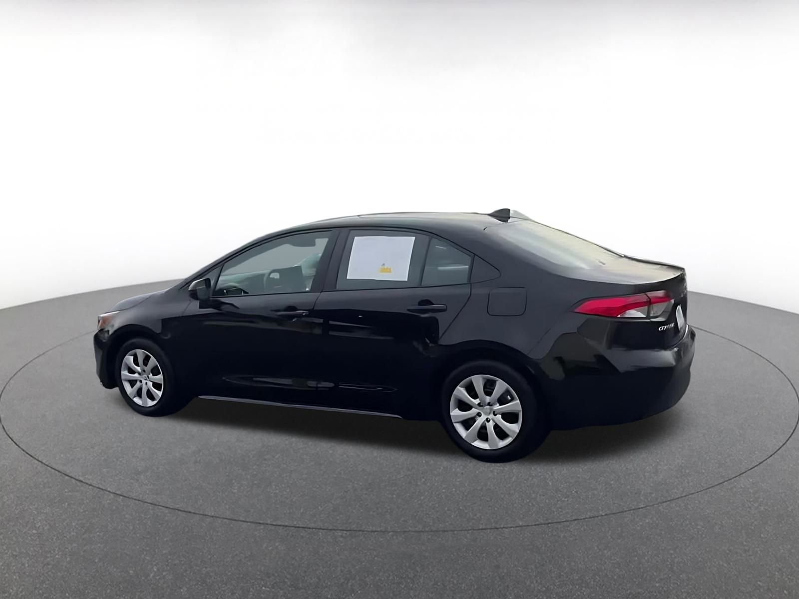 Thumbnail: 2025 Toyota Corolla - 10