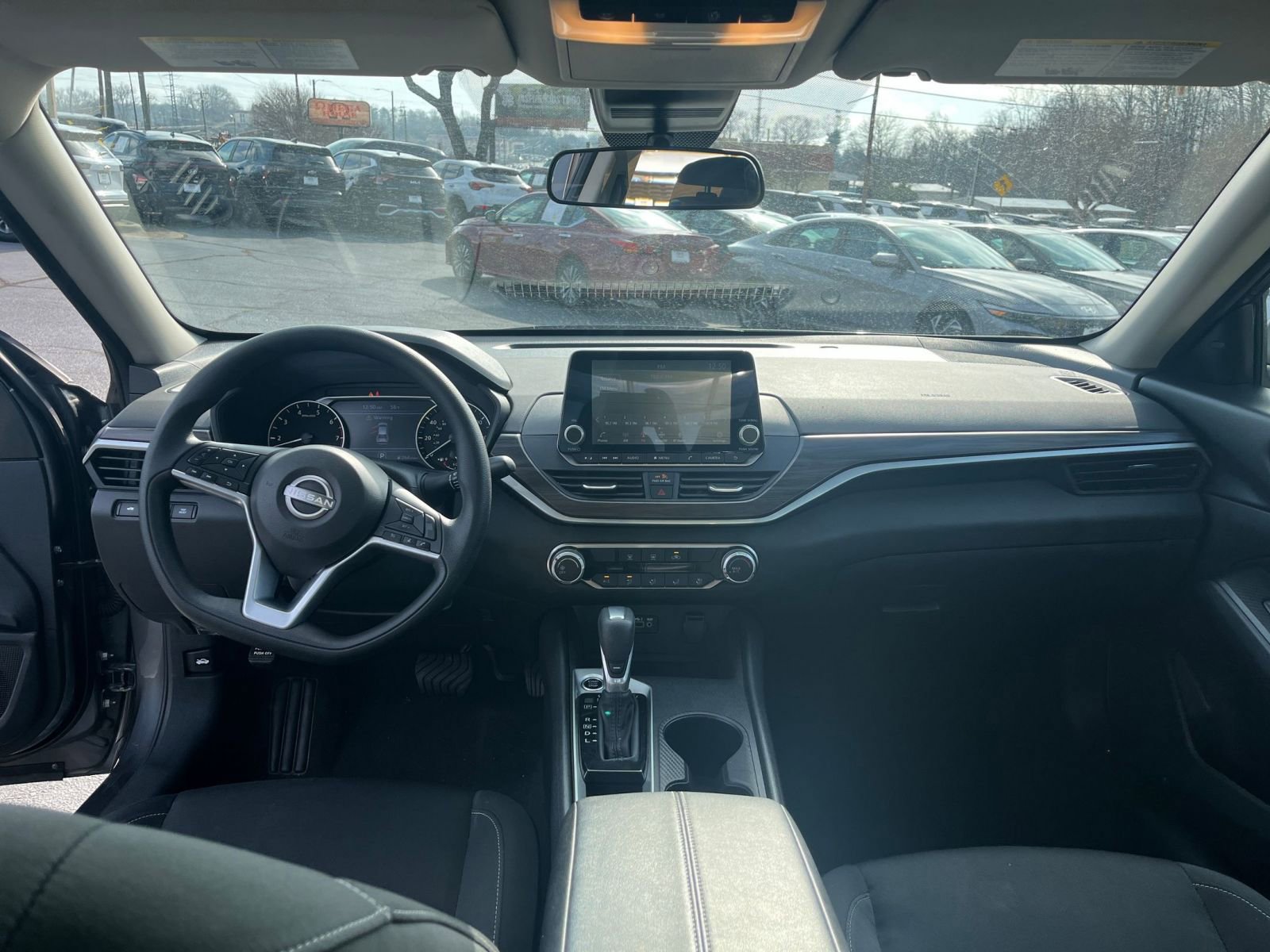 Thumbnail: 2025 Nissan Altima - 27