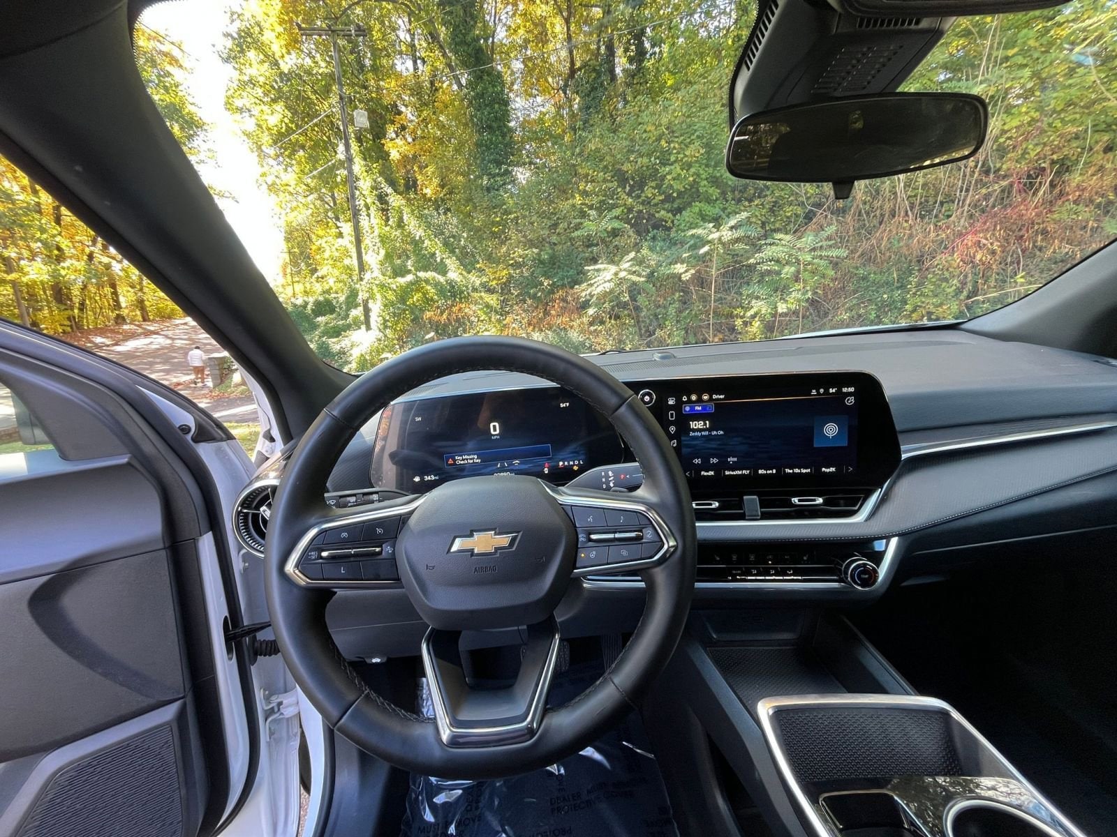 Thumbnail: 2025 Chevrolet Equinox - 30