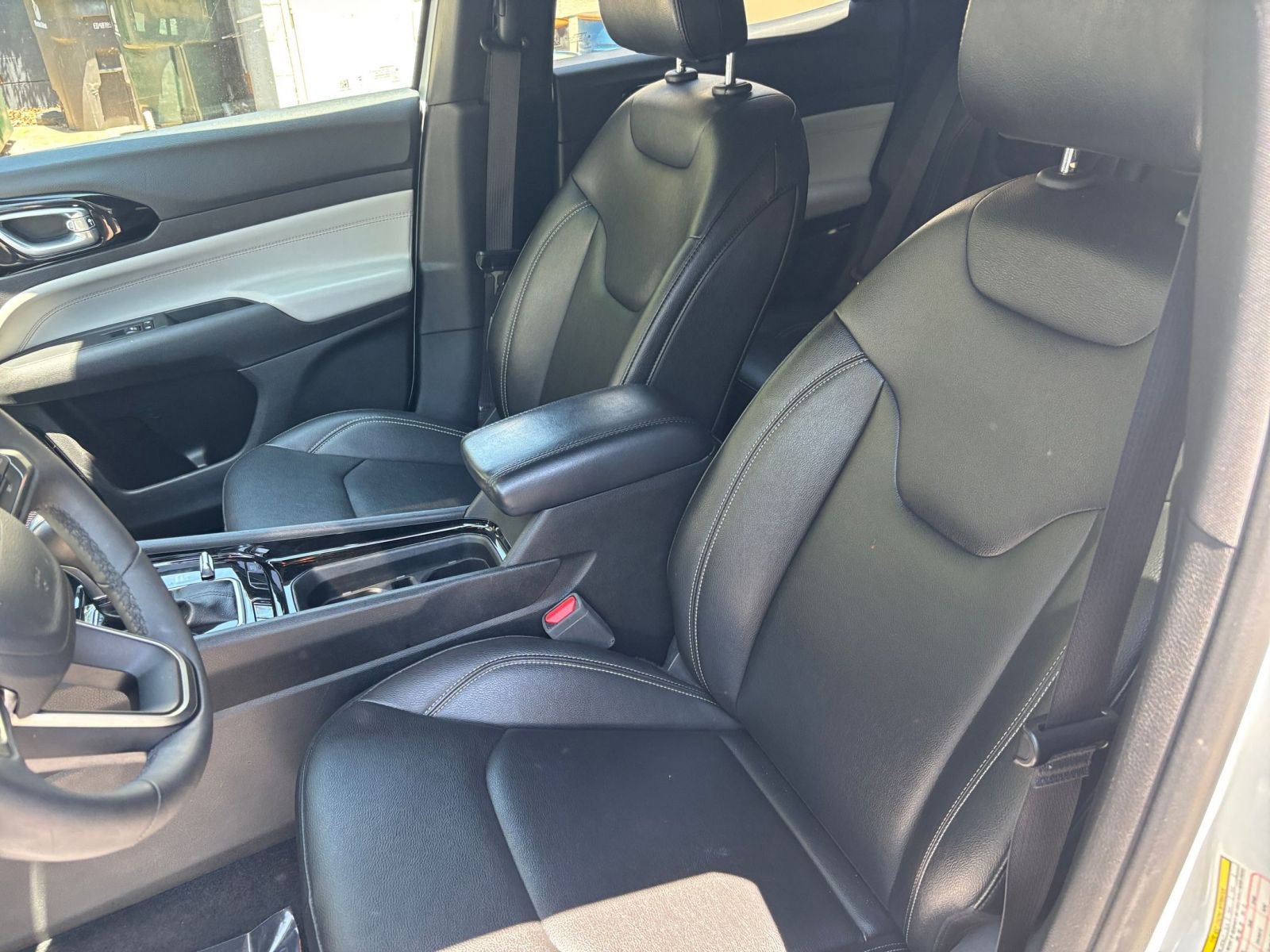 Thumbnail: 2025 Jeep Compass - 31
