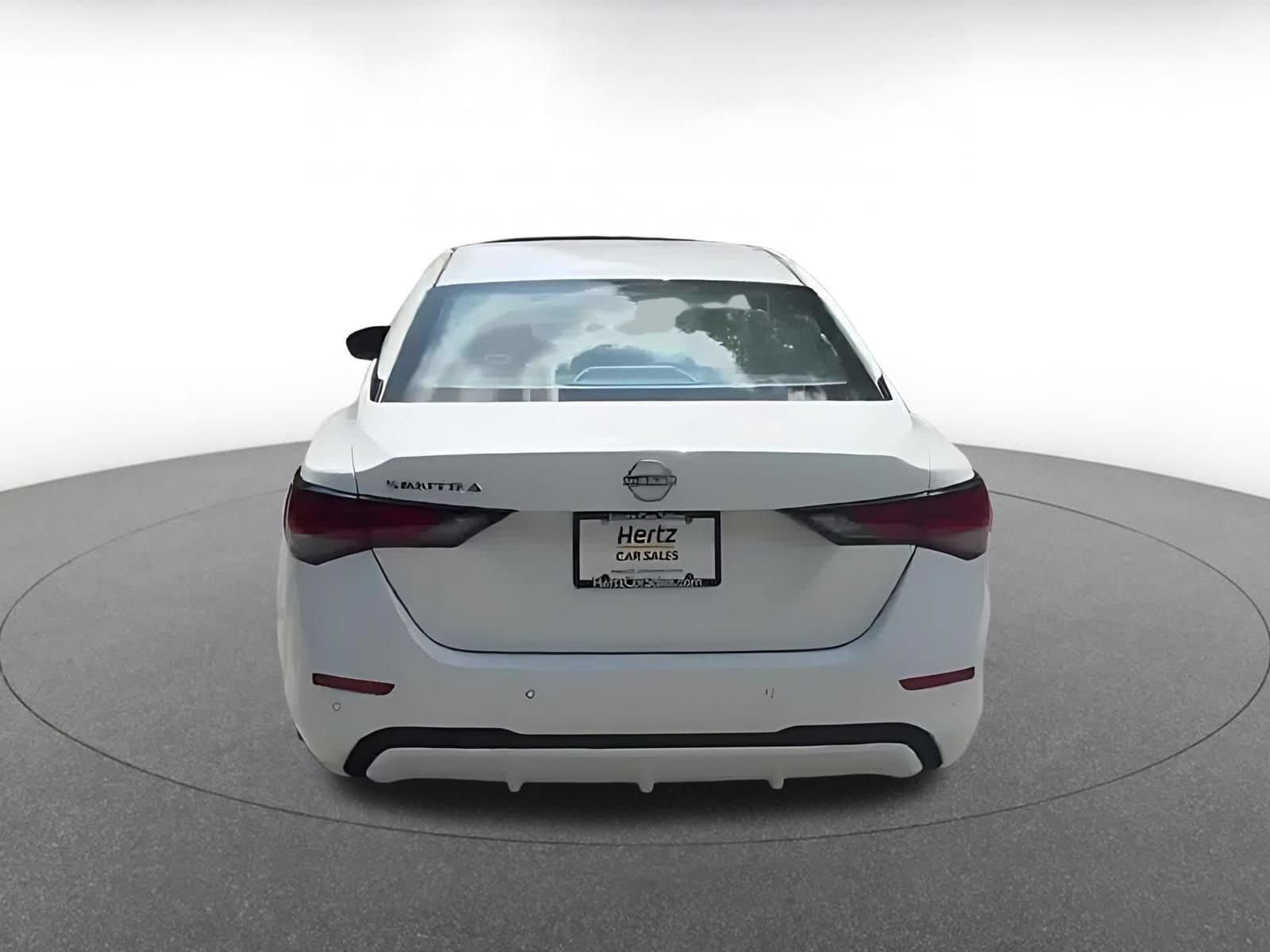 Thumbnail: 2025 Nissan Sentra - 10