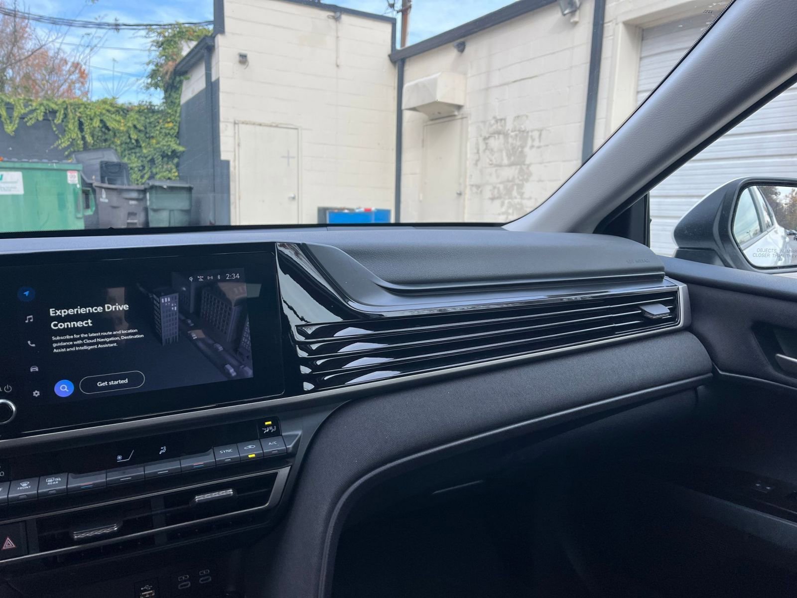 Thumbnail: 2025 Toyota Camry - 30