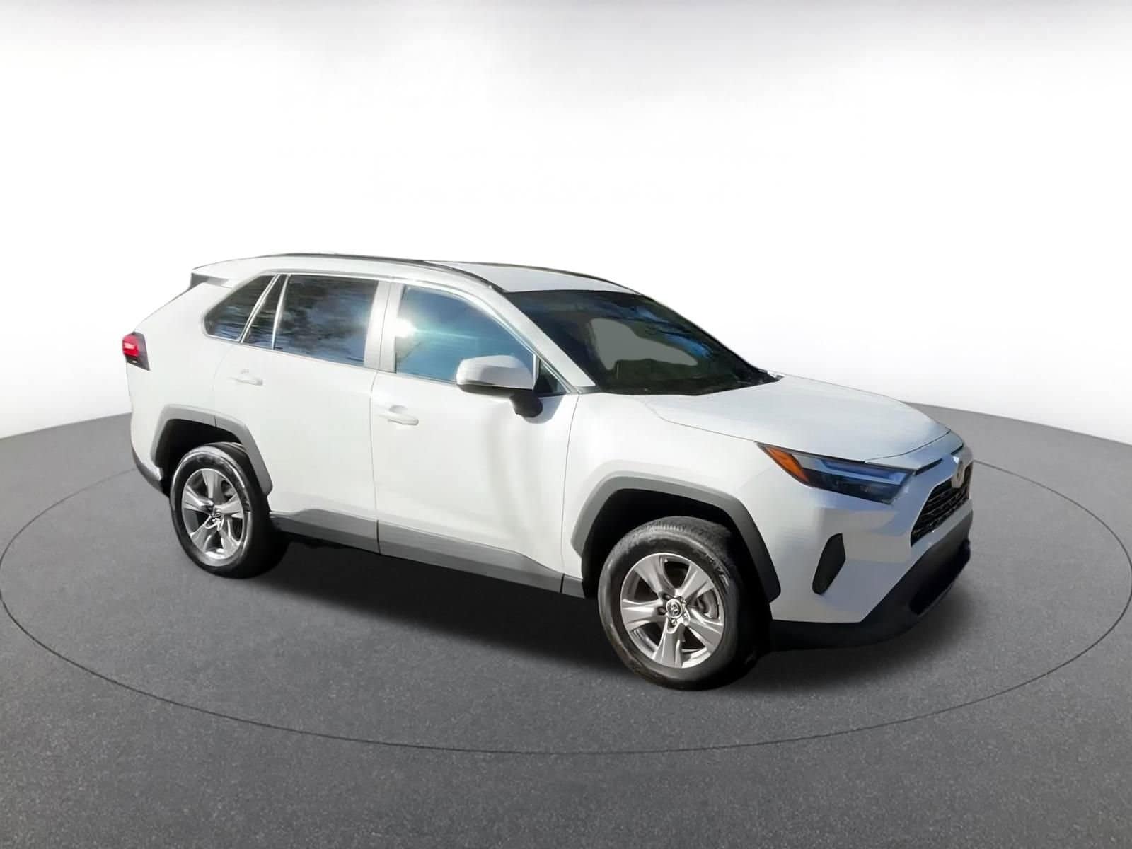 Thumbnail: 2025 Toyota RAV4 - 2