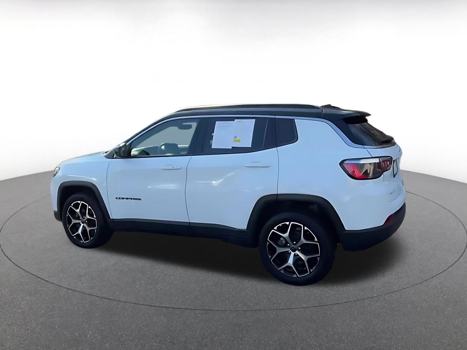 Thumbnail: 2025 Jeep Compass - 9