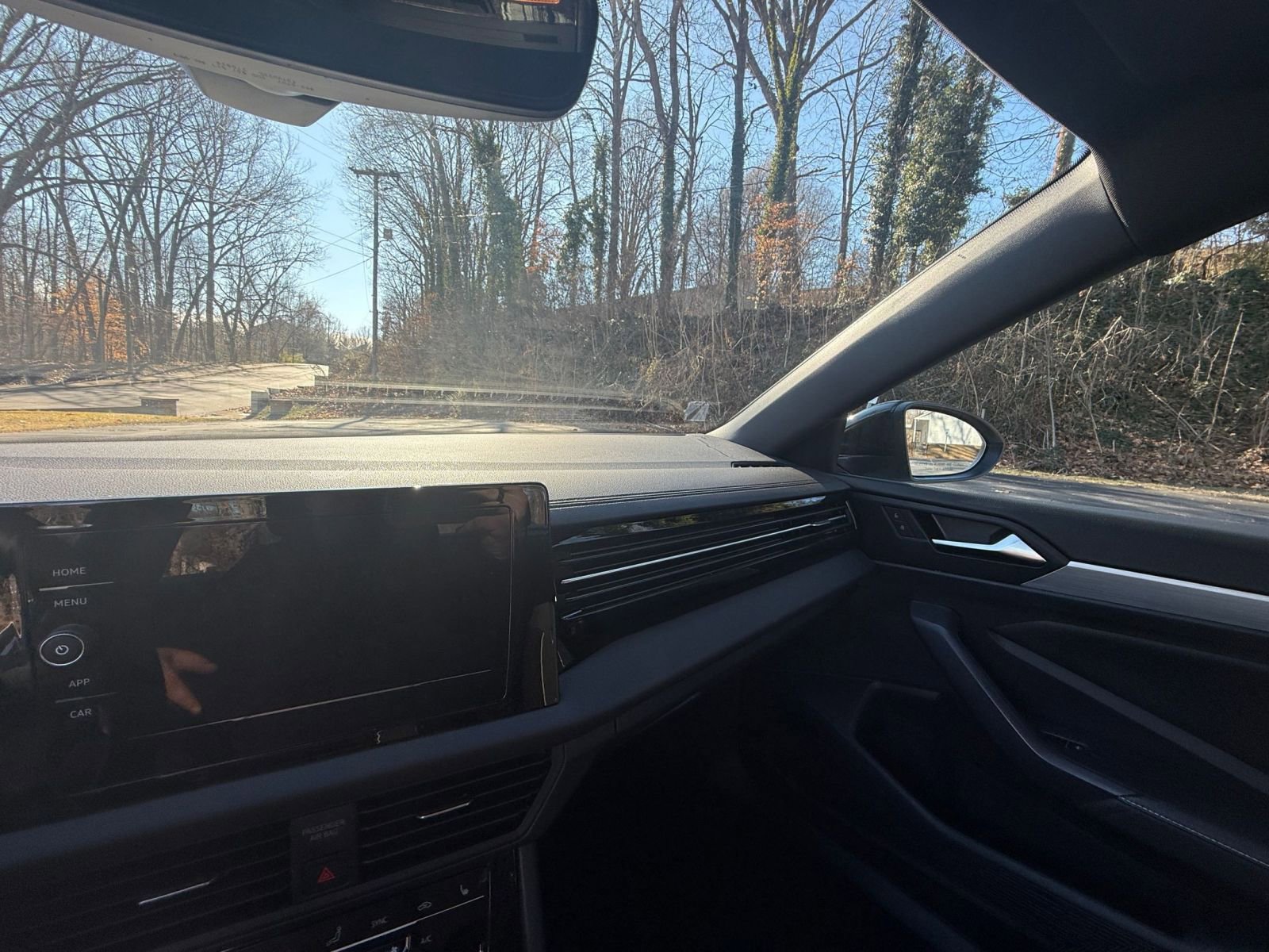 Thumbnail: 2025 Volkswagen Jetta - 32