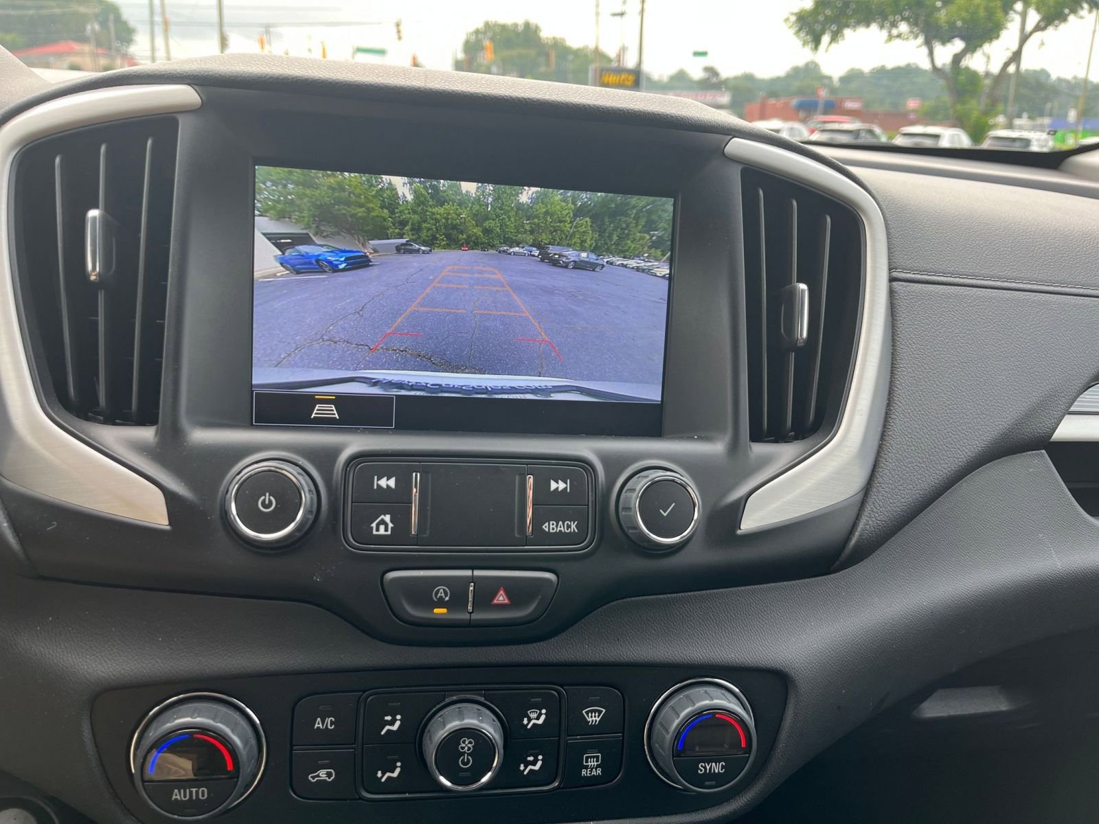 2024 GMC Terrain SLT 17