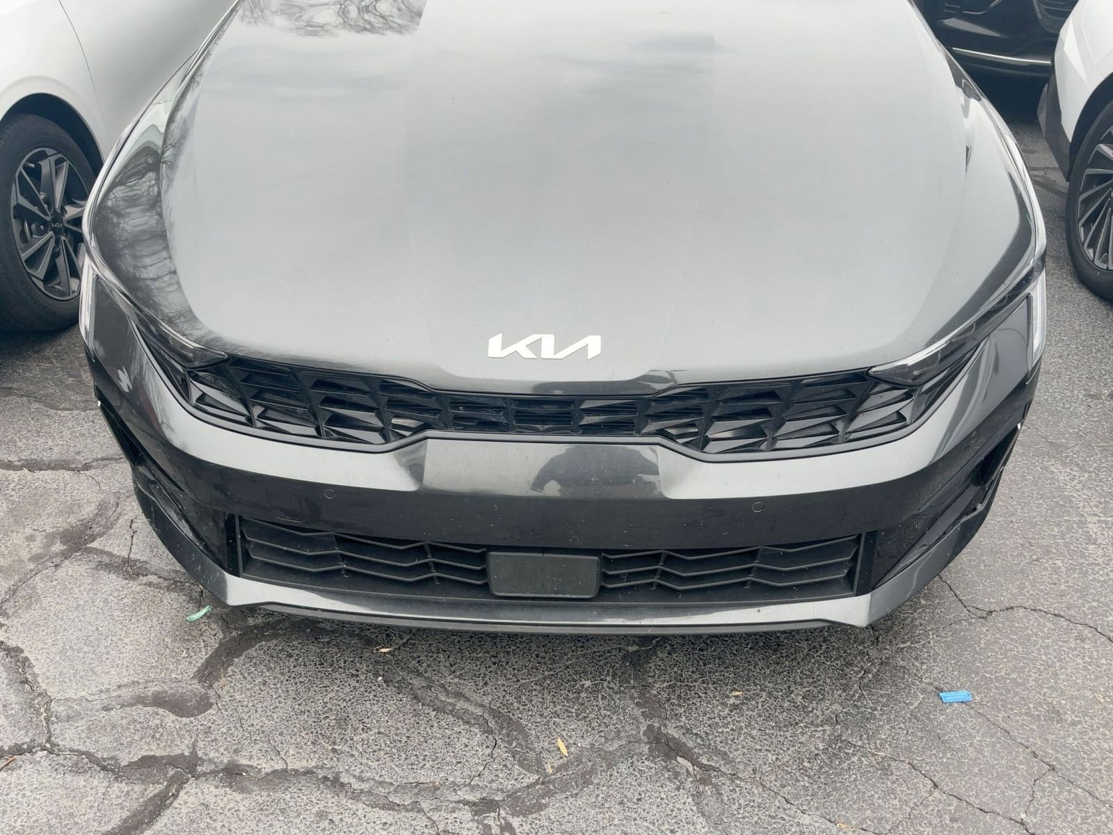 Thumbnail: 2023 Kia K5 - 2