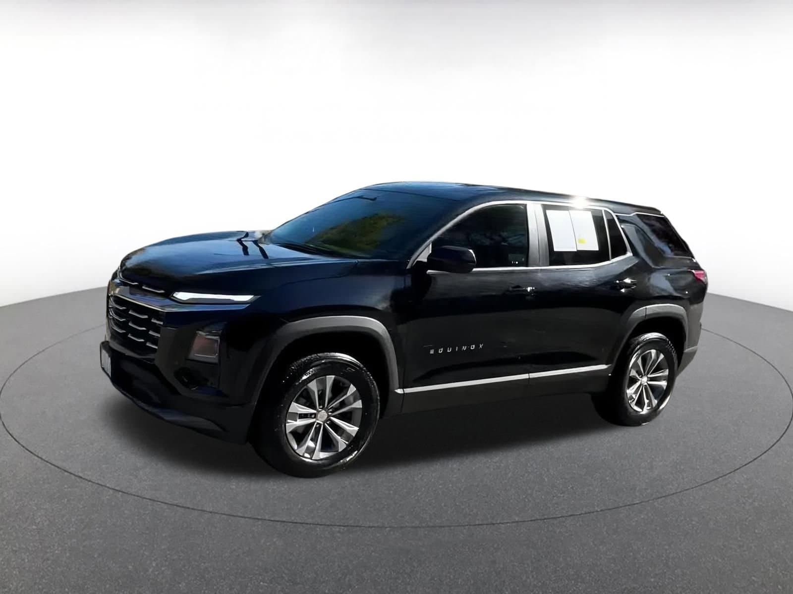 Thumbnail: 2025 Chevrolet Equinox - 8