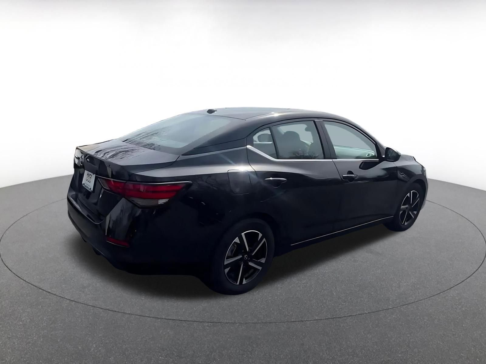 Thumbnail: 2025 Nissan Sentra - 15