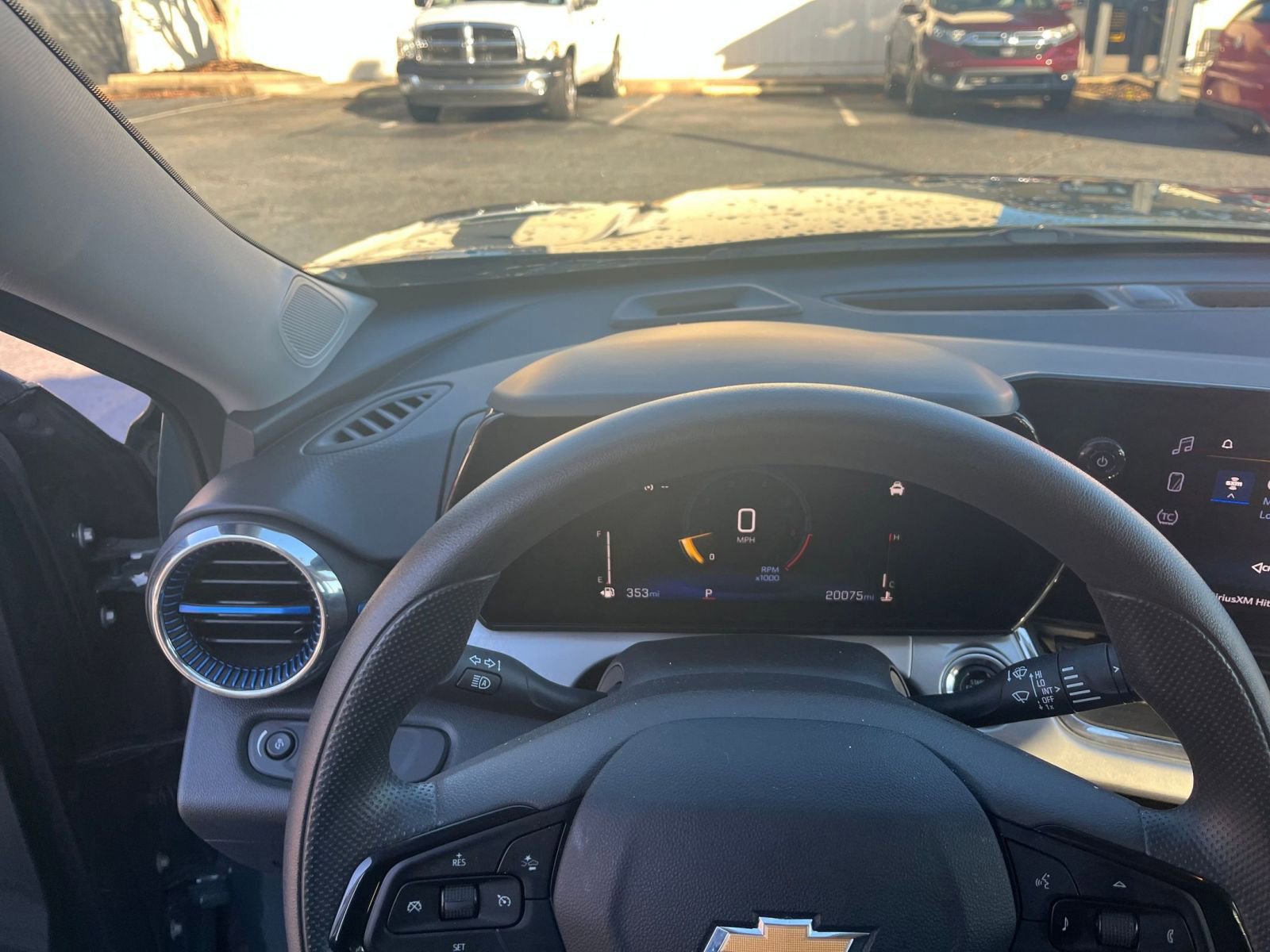 Thumbnail: 2025 Chevrolet Trax - 28