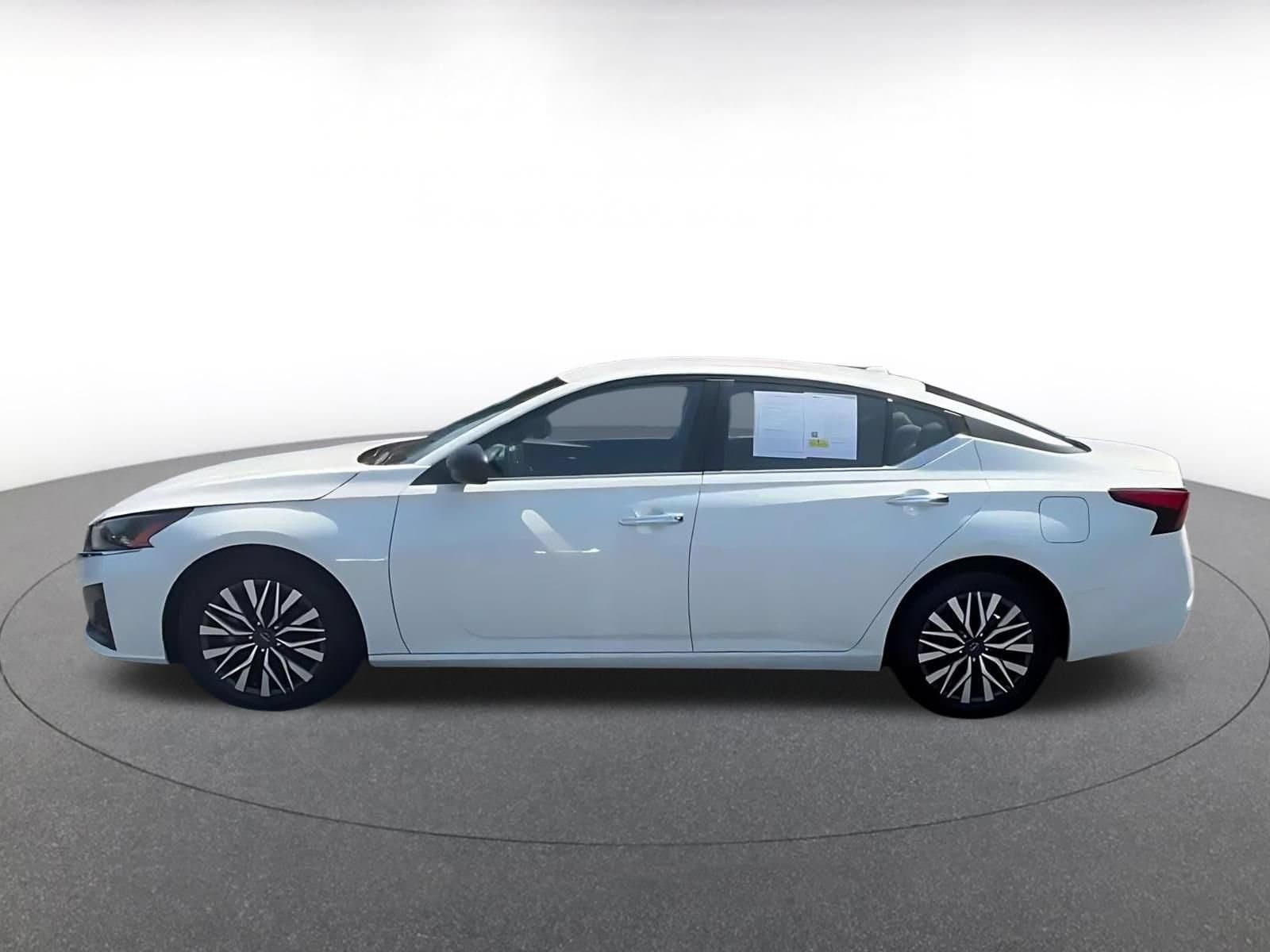 Thumbnail: 2025 Nissan Altima - 7