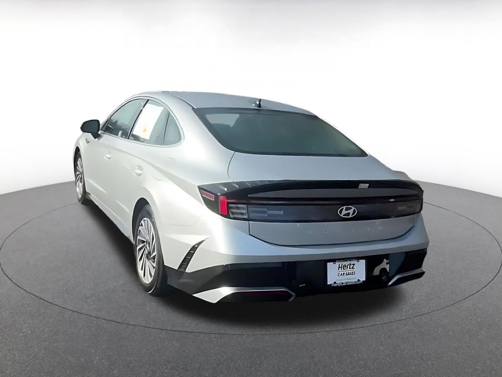 Thumbnail: 2025 Hyundai Sonata - 10