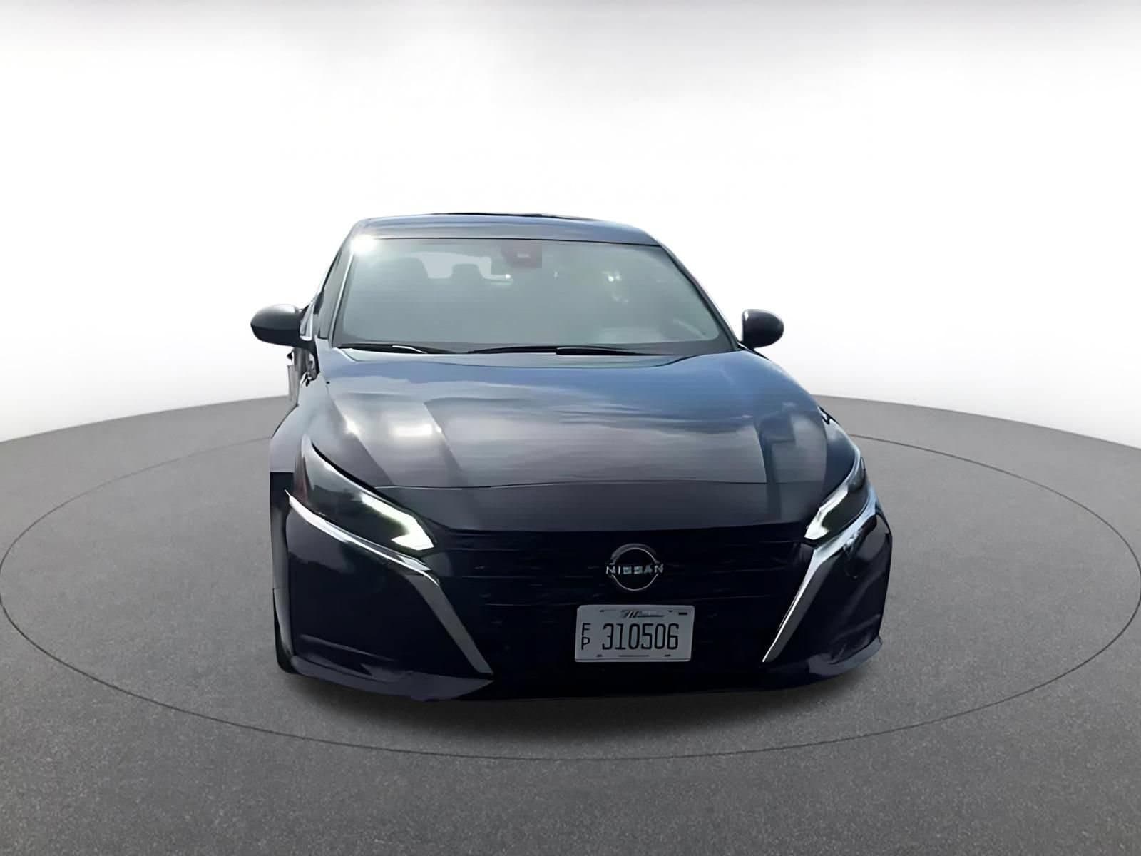 Thumbnail: 2025 Nissan Altima - 4