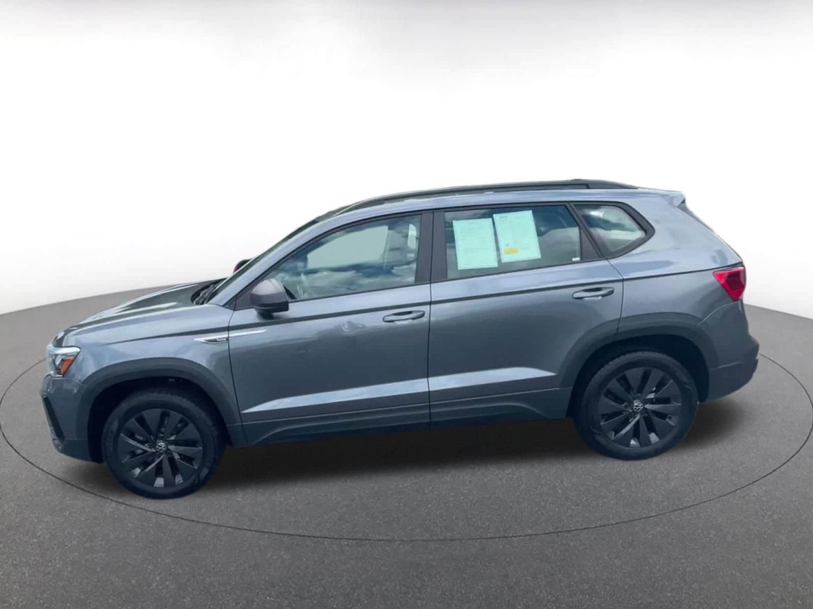 Thumbnail: 2024 Volkswagen Taos - 8