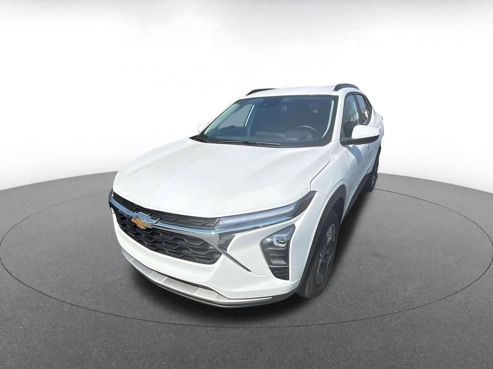 Thumbnail: 2025 Chevrolet Trax - 9