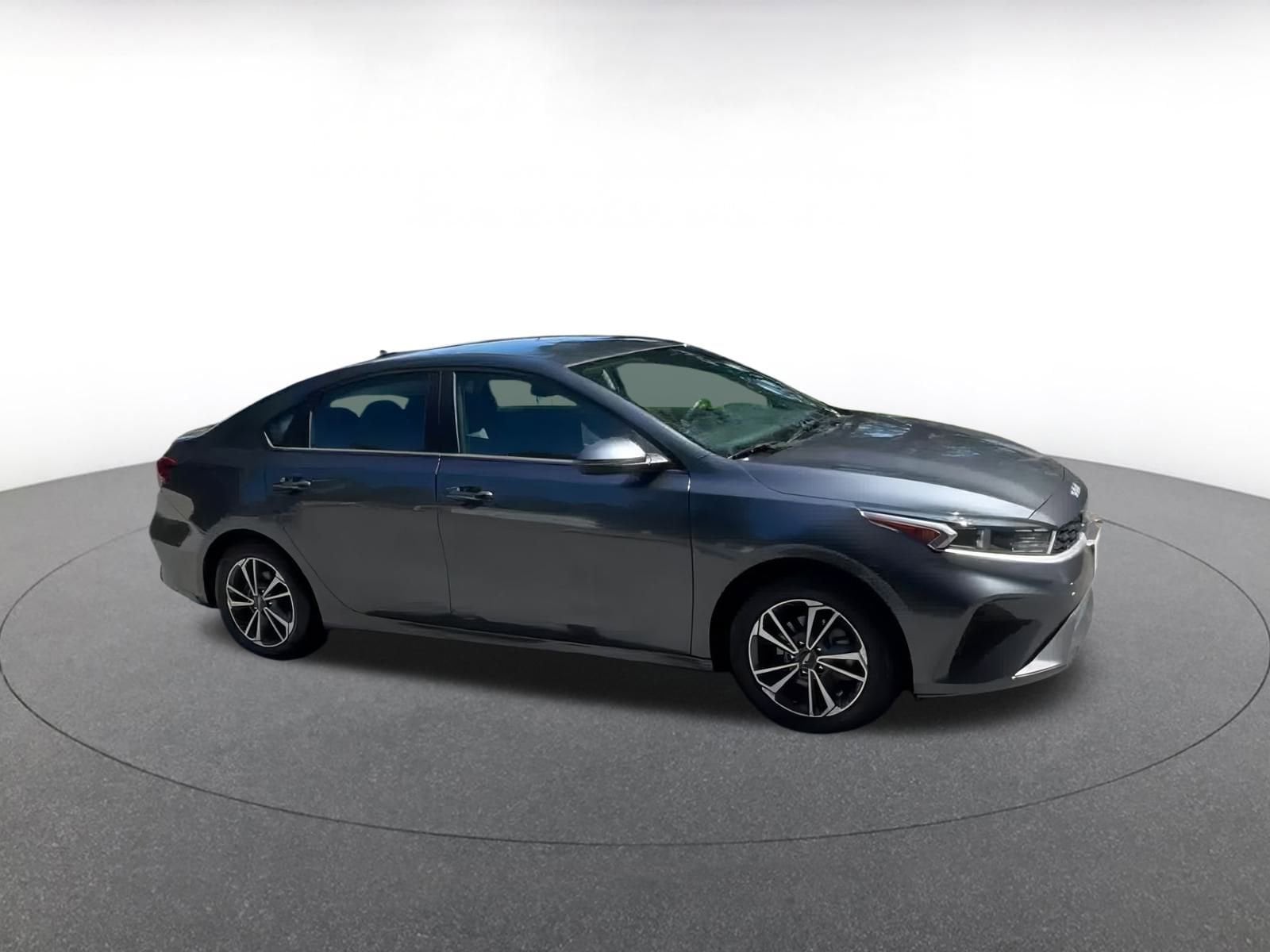 Thumbnail: 2024 Kia Forte - 2