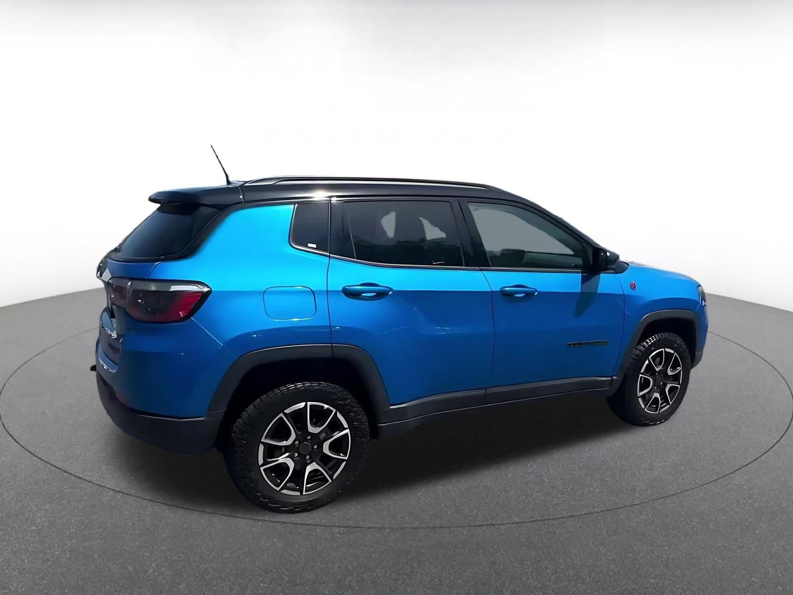 Thumbnail: 2025 Jeep Compass - 15