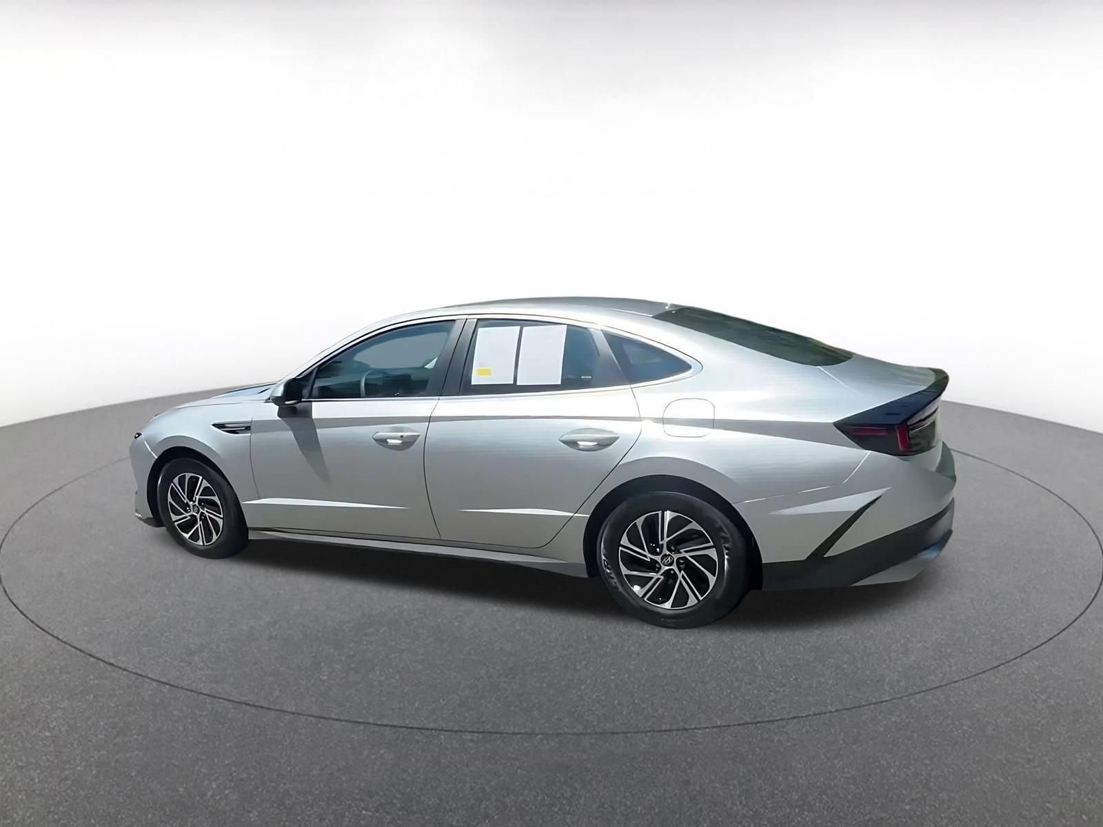 Thumbnail: 2026 Hyundai Sonata - 14