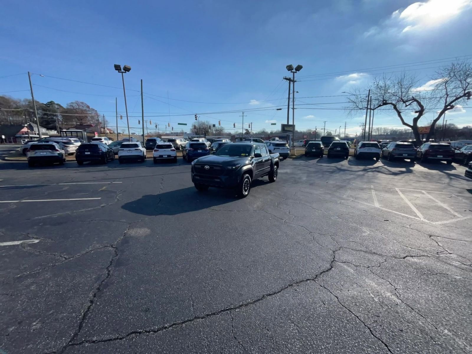 Thumbnail: 2025 Toyota Tacoma - 15