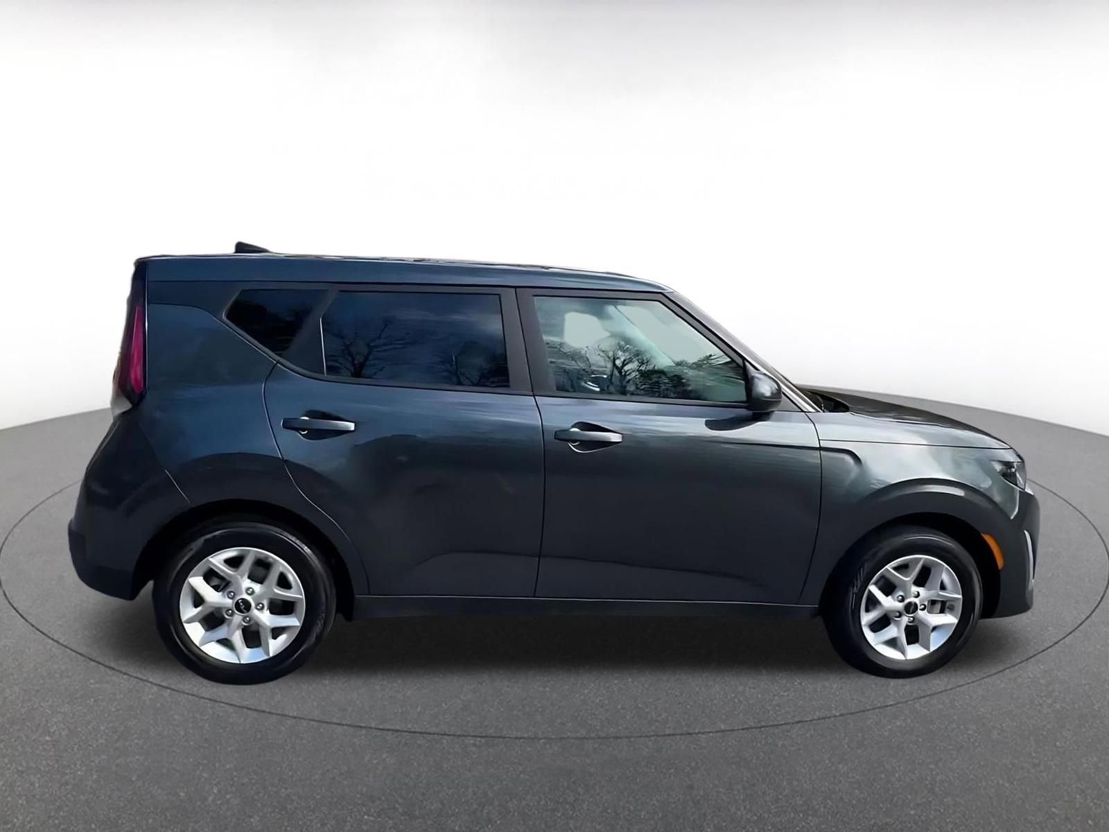 Thumbnail: 2025 Kia Soul - 16