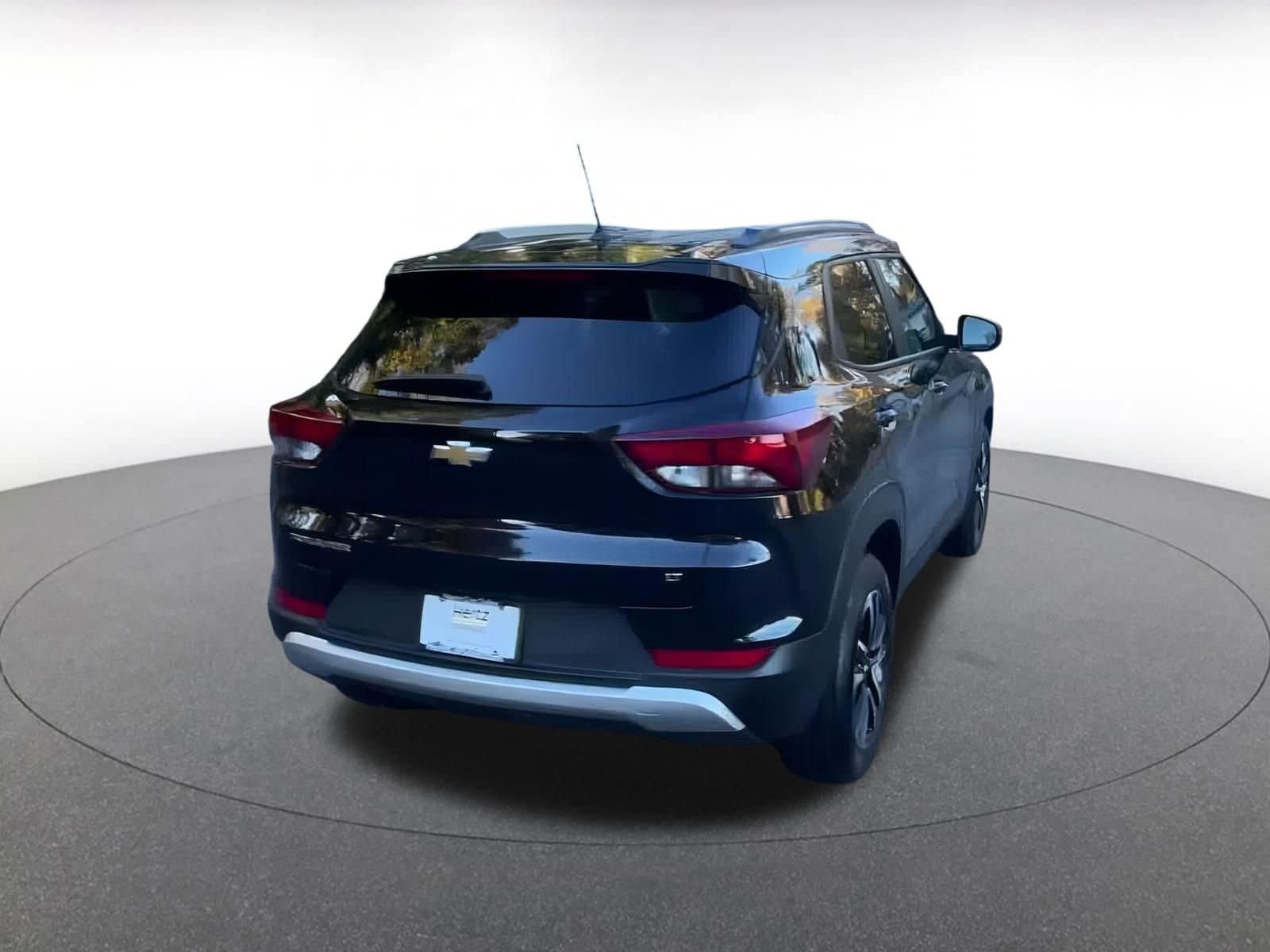 Thumbnail: 2025 Chevrolet TrailBlazer - 14