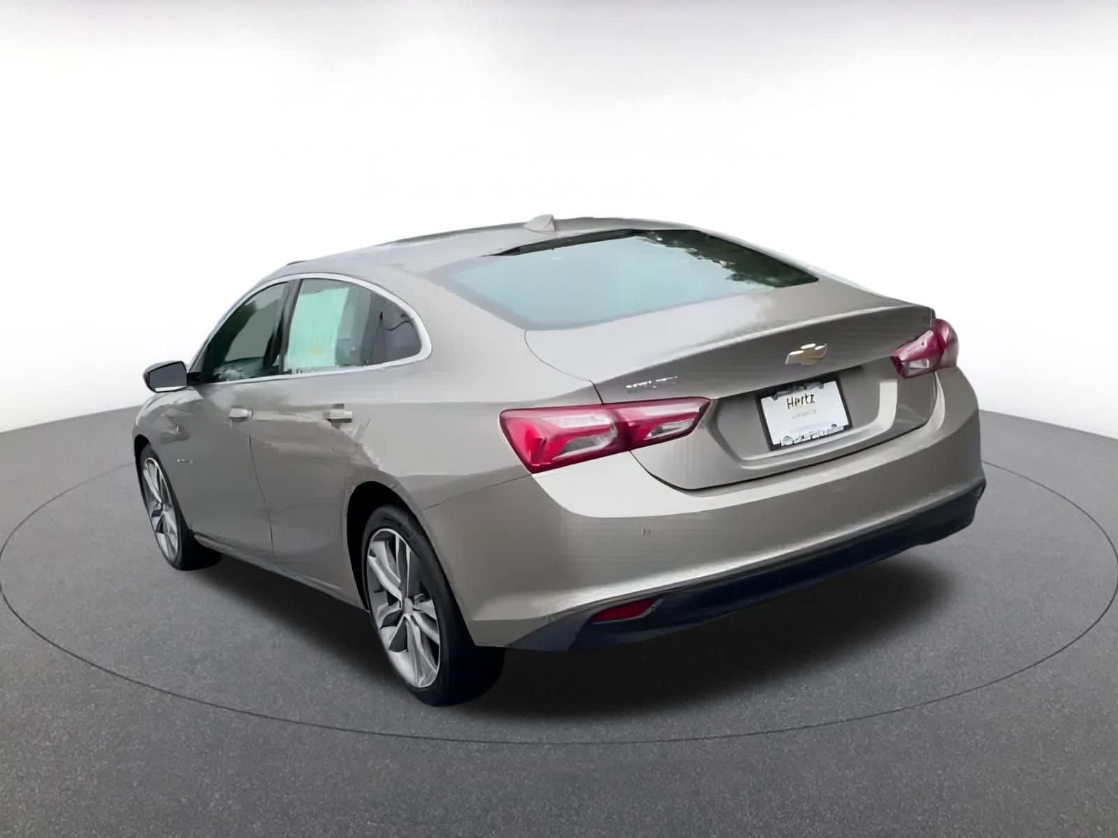 Thumbnail: 2024 Chevrolet Malibu - 11