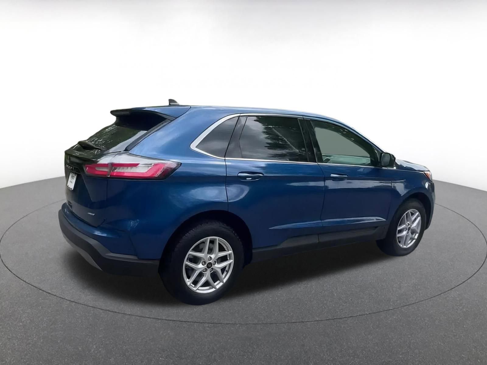 Thumbnail: 2024 Ford Edge - 15