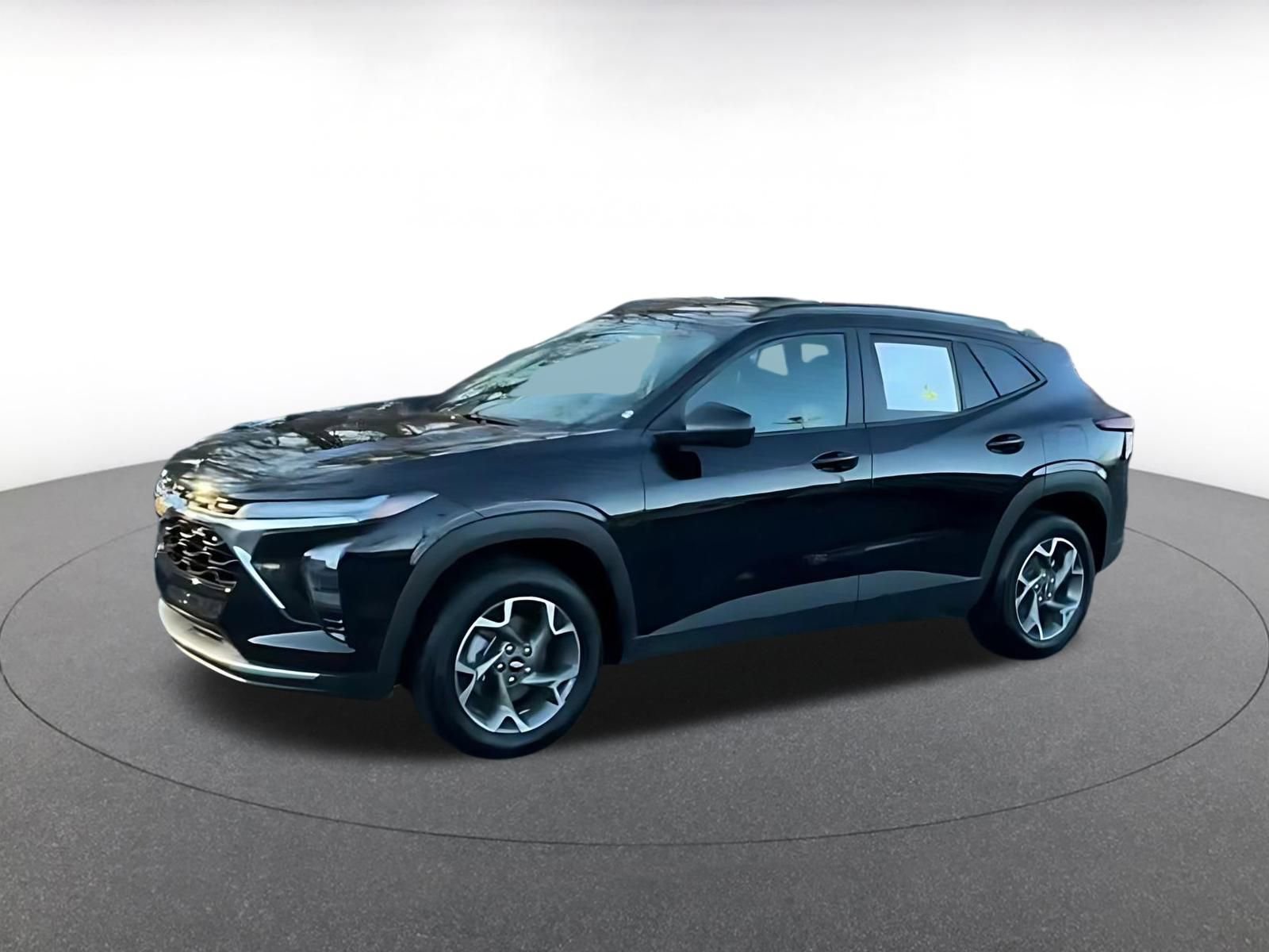 Thumbnail: 2025 Chevrolet Trax - 14