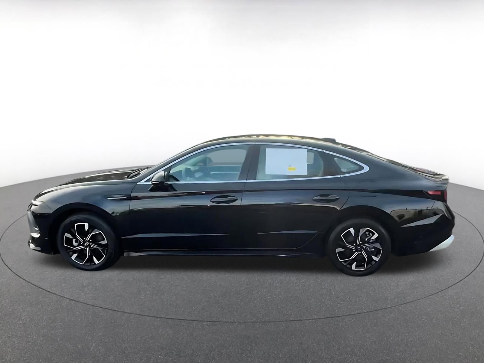 Thumbnail: 2025 Hyundai Sonata - 11