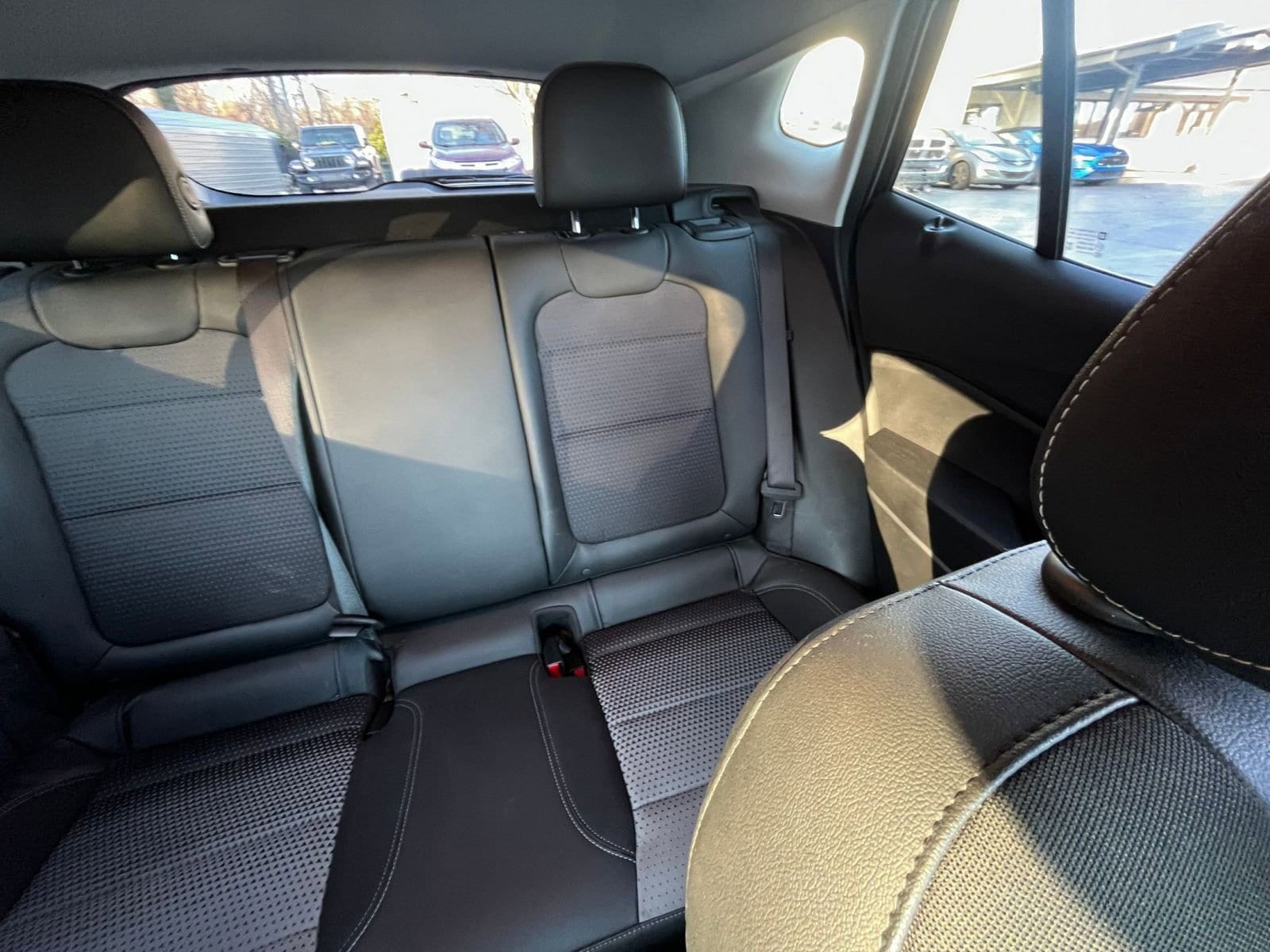 Thumbnail: 2025 Chevrolet Trax - 31