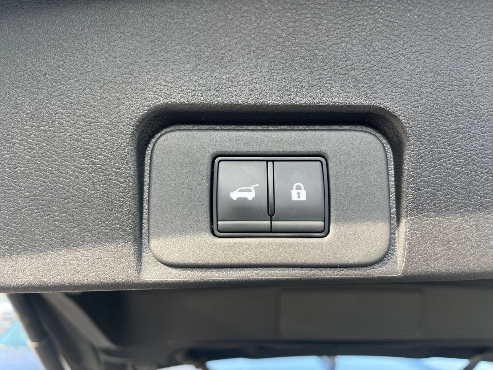 Thumbnail: 2025 Nissan Rogue - 20