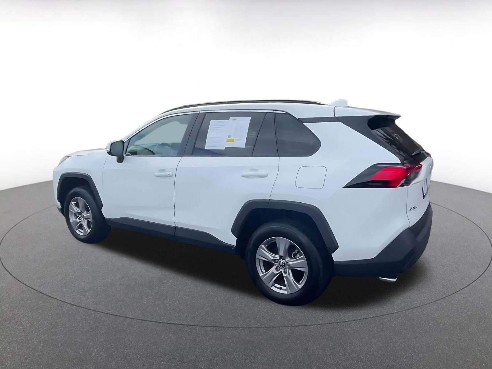 Thumbnail: 2025 Toyota RAV4 - 10