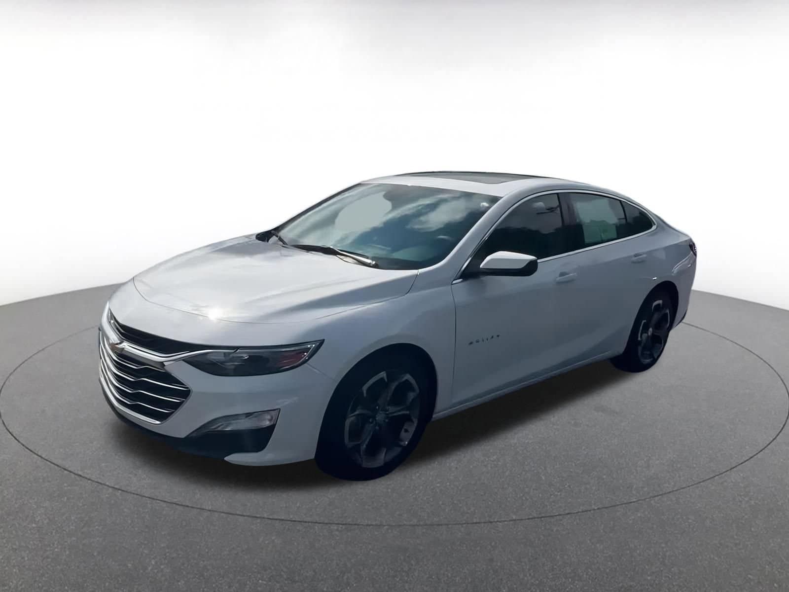 Thumbnail: 2024 Chevrolet Malibu - 7