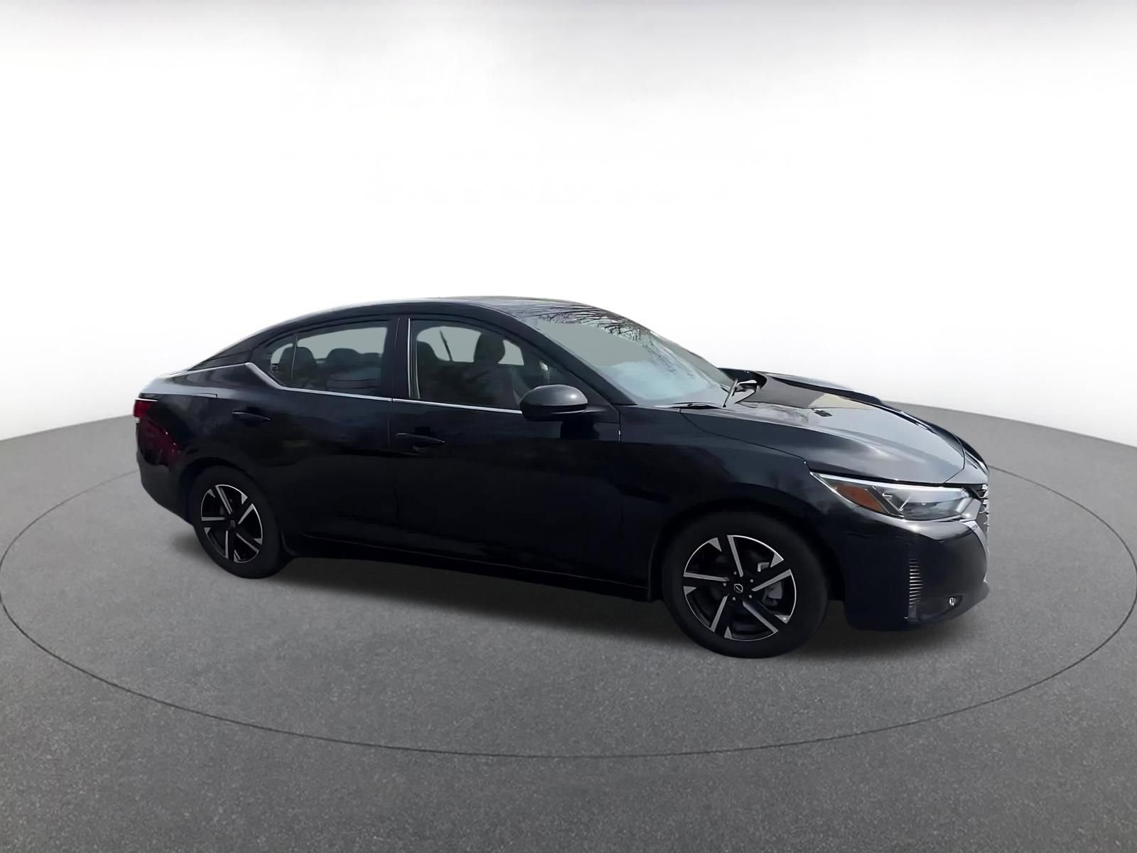 Thumbnail: 2025 Nissan Sentra - 2