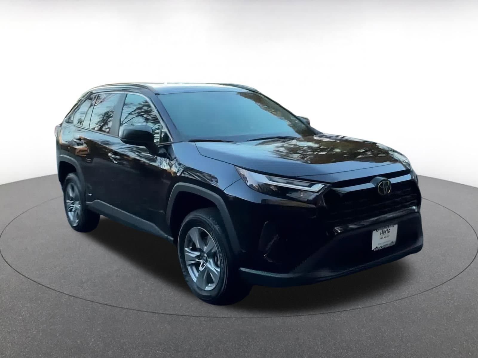 Thumbnail: 2025 Toyota RAV4 - 3