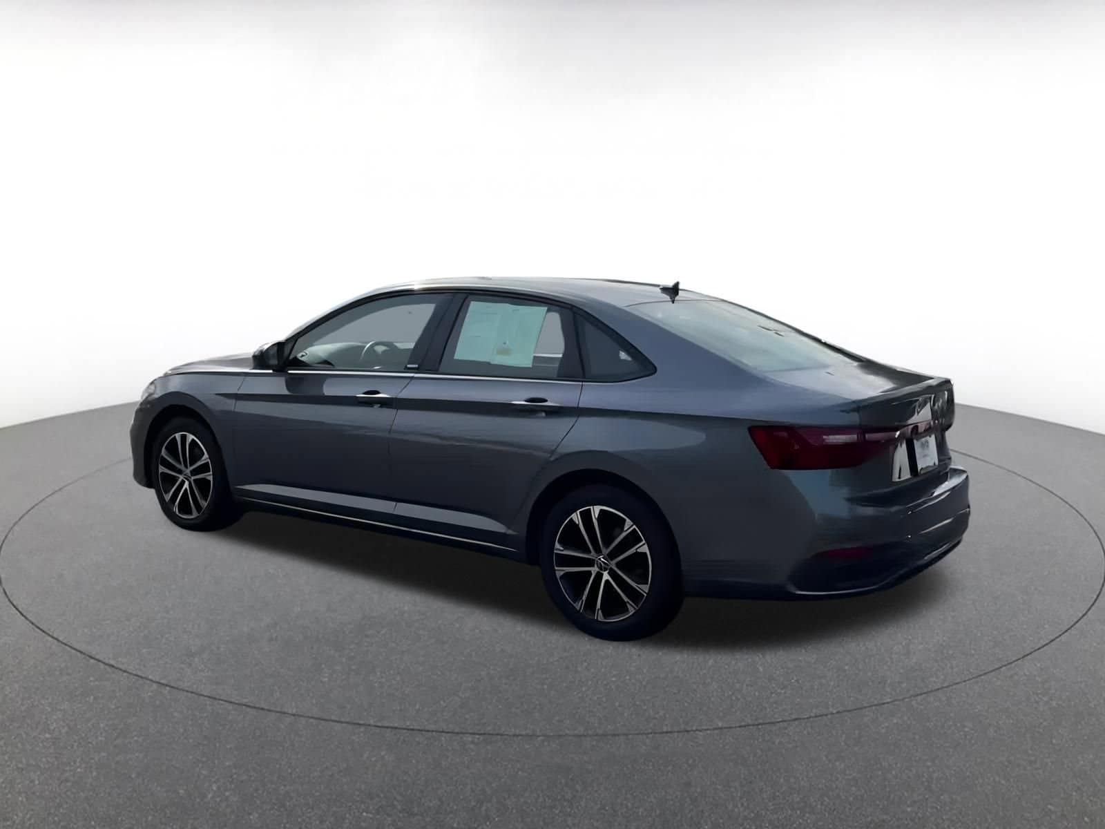 Thumbnail: 2025 Volkswagen Jetta - 10