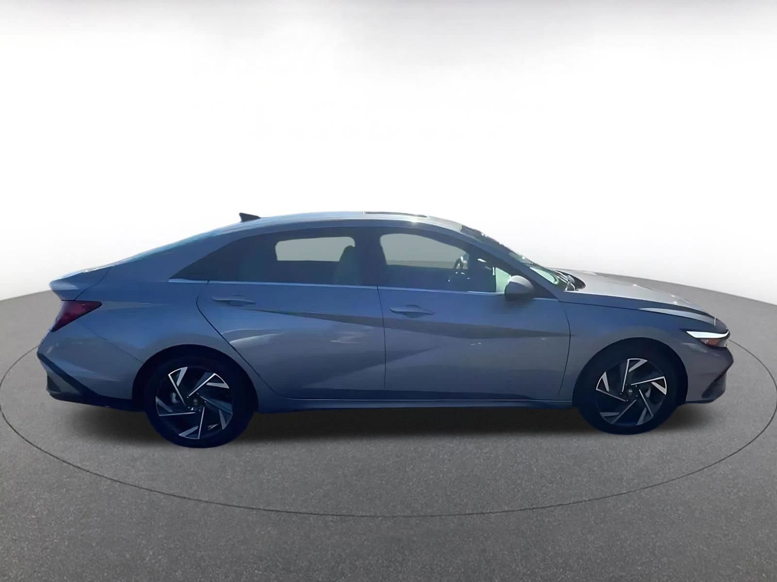 Thumbnail: 2025 Hyundai Elantra - 16