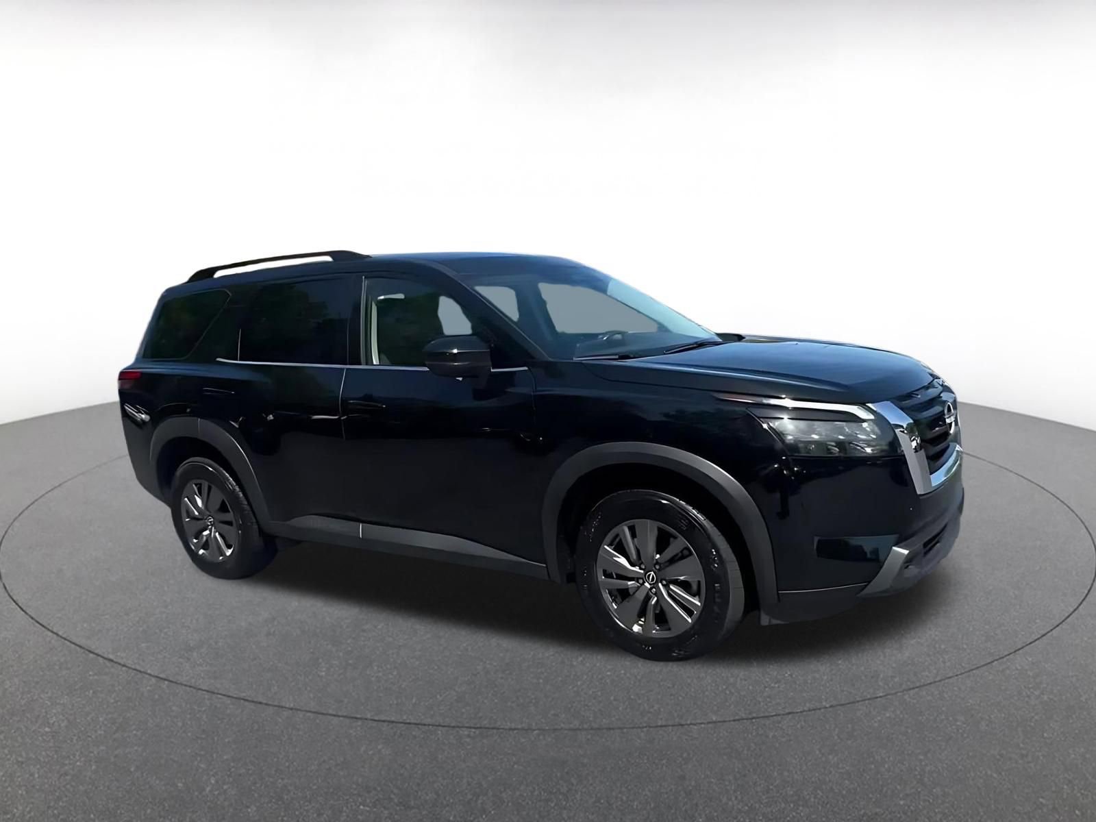 Thumbnail: 2025 Nissan Pathfinder - 2