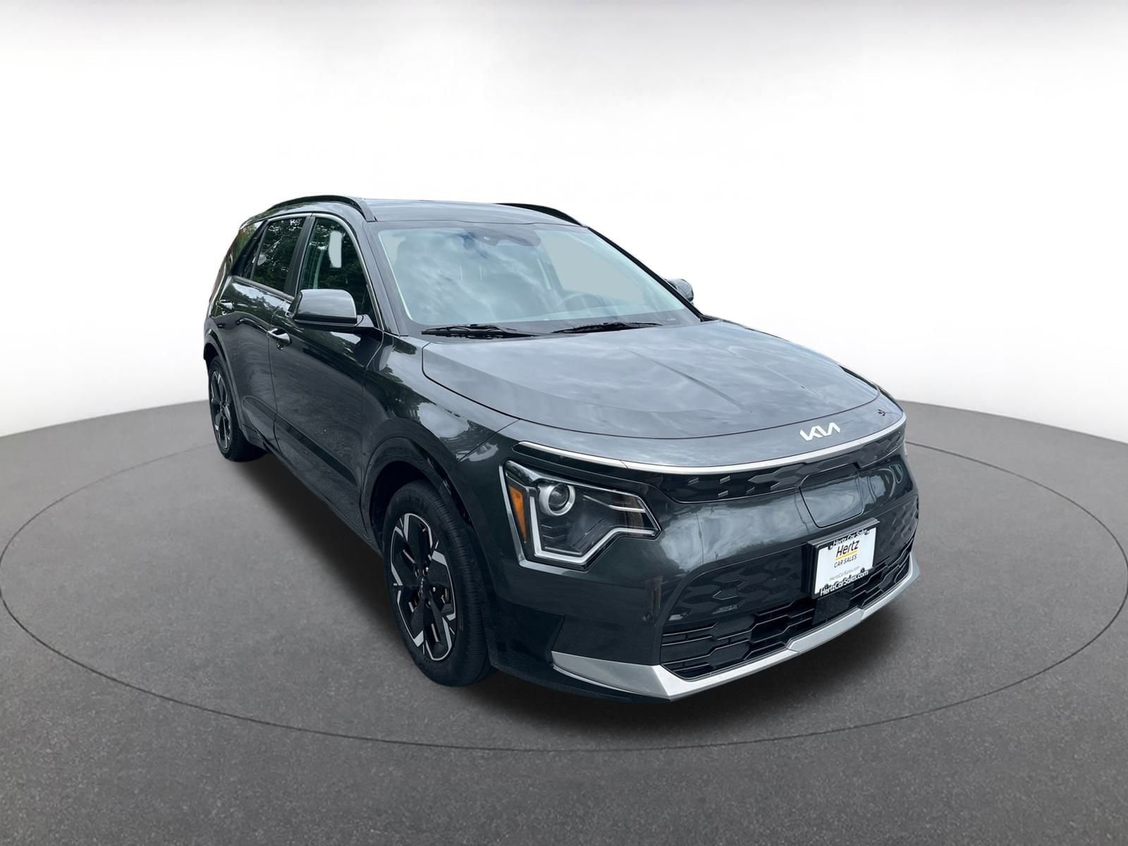 Thumbnail: 2023 Kia Niro - 1