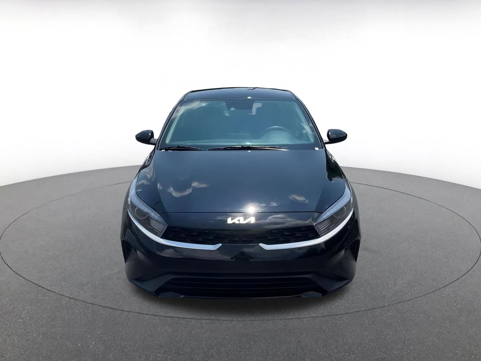 Thumbnail: 2024 Kia Forte - 5